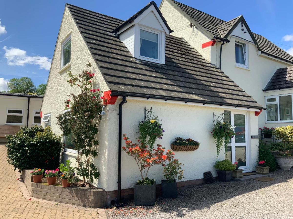 Llanwenarth Cottage A Beautiful Place To Just Be. Abergavenny ภายนอก รูปภาพ